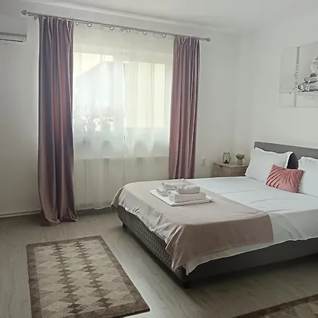 Casa Aurora דירה אפורי נורד